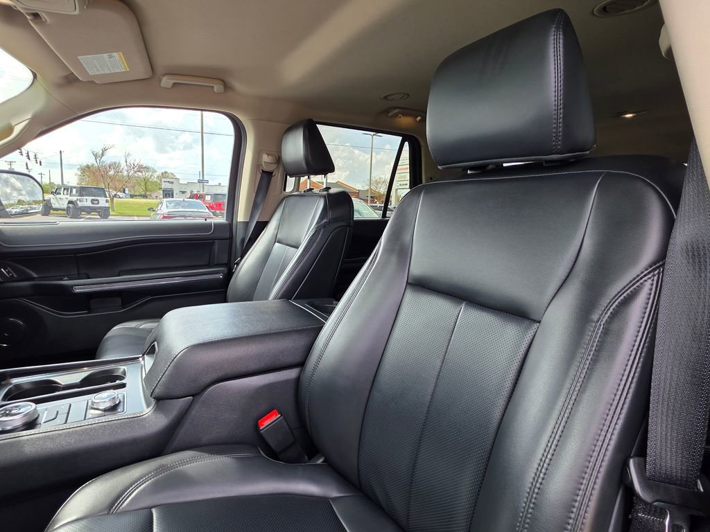 Used 2023 Ford Expedition Max XLT AWD/4WD image 11