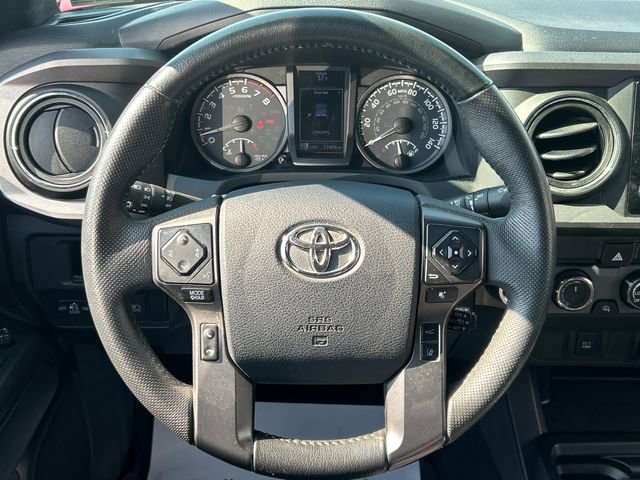 Used 2019 Toyota Tacoma TRD Off-Road AWD/4WD image 14