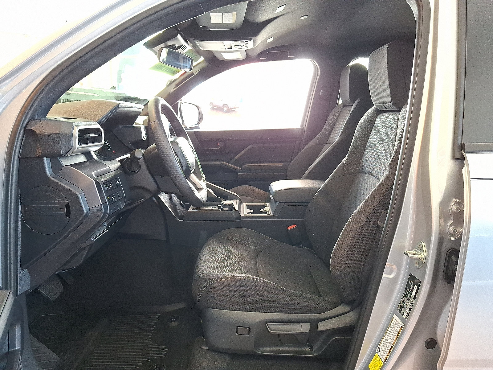 Certified 2025 Toyota 4Runner SR5 AWD/4WD image 12