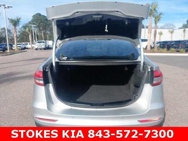 Used 2019 Ford Fusion SE image 28