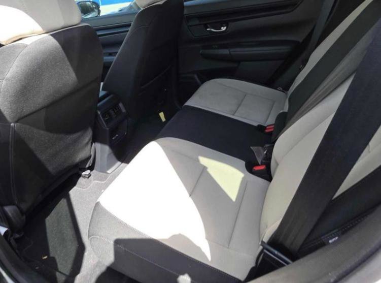 Used 2024 Honda CR-V EX image 8