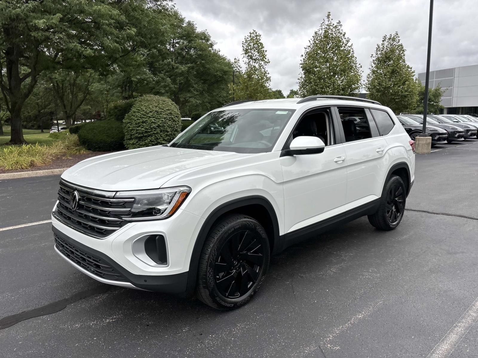 New 2026 Volkswagen Atlas SE AWD/4WD image 3