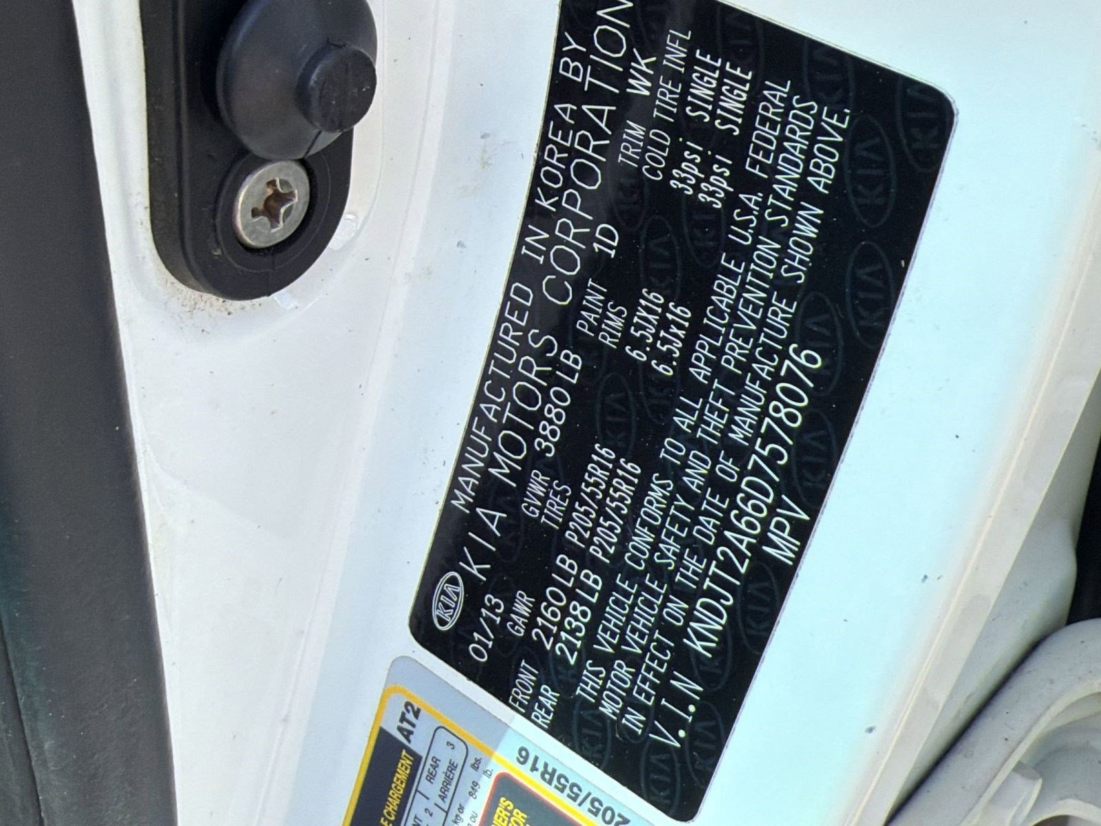 Used 2013 Kia Soul + FWD image 18