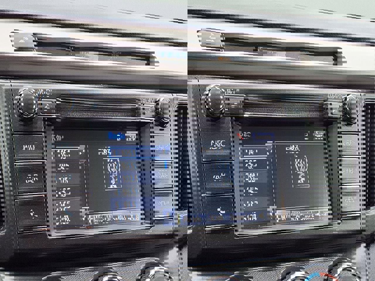 Used 2015 Toyota RAV4 LE image 18