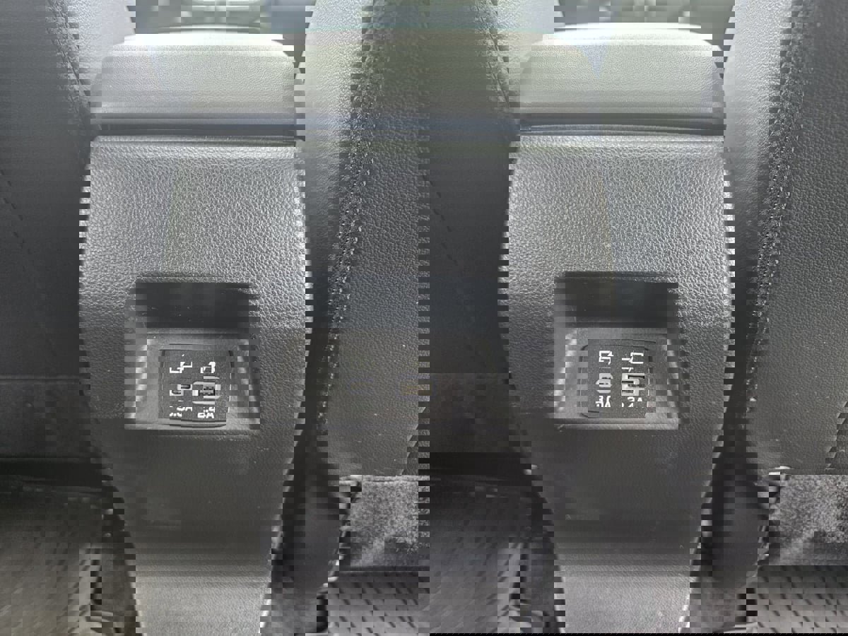 Used 2024 Subaru Crosstrek 2.0i Premium image 41