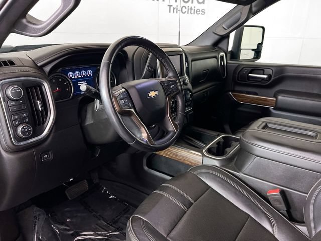 Used 2021 Chevrolet Silverado 3500 High Country w/ Z71 Off-Road Package AWD/4WD image 3