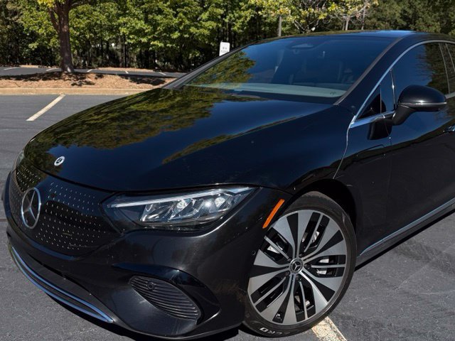 Used 2024 Mercedes-Benz EQE 350+ 4MATIC Sedan image 4