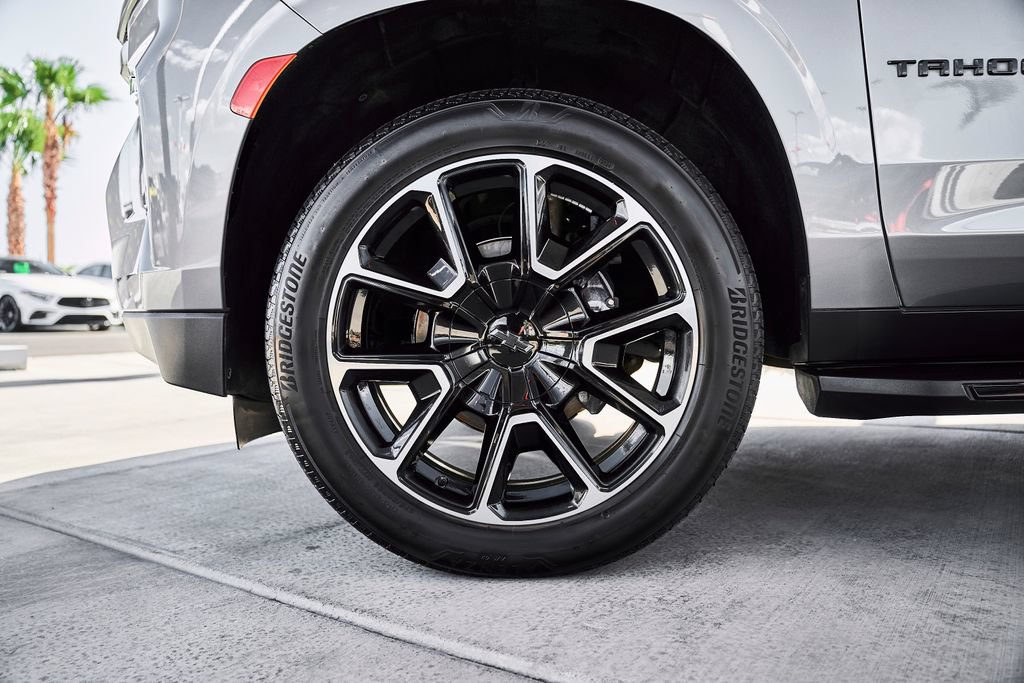 Used 2021 Chevrolet Tahoe RST AWD/4WD image 3