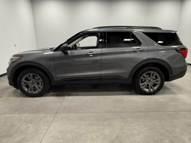 New 2026 Ford Explorer Active image 6