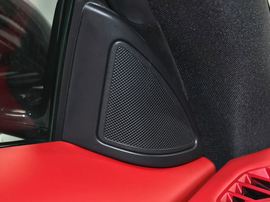 Used 2024 Jaguar F-TYPE R-Dynamic RWD image 29