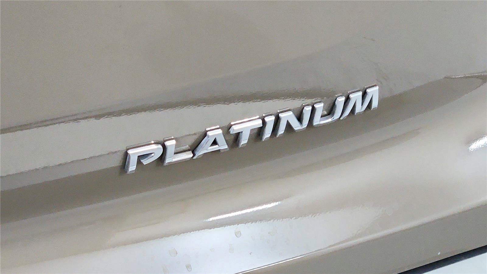 Used 2023 Nissan Pathfinder Platinum w/ Cargo Package FWD image 20