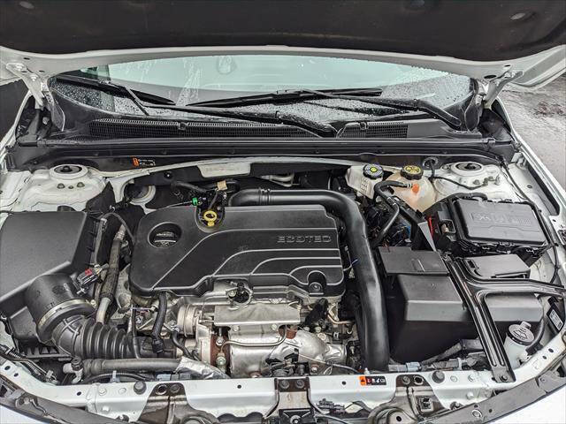 Used 2023 Chevrolet Malibu LT image 18