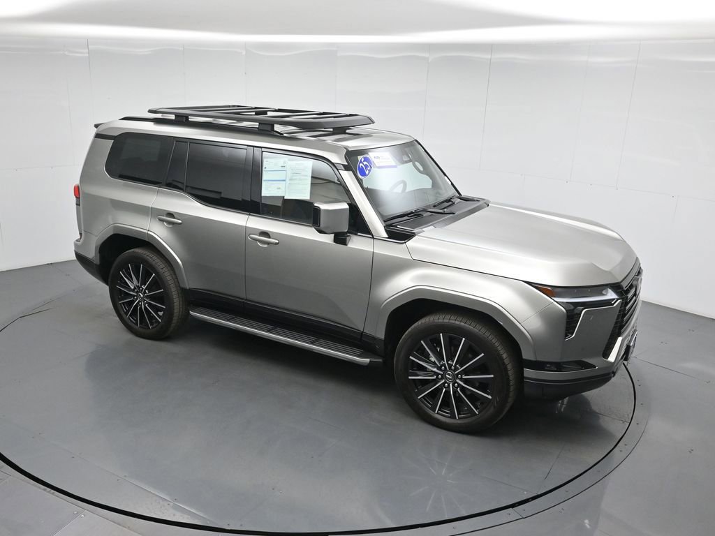 Used 2025 Lexus GX 550 w/ Accessory Package (2T) image 43