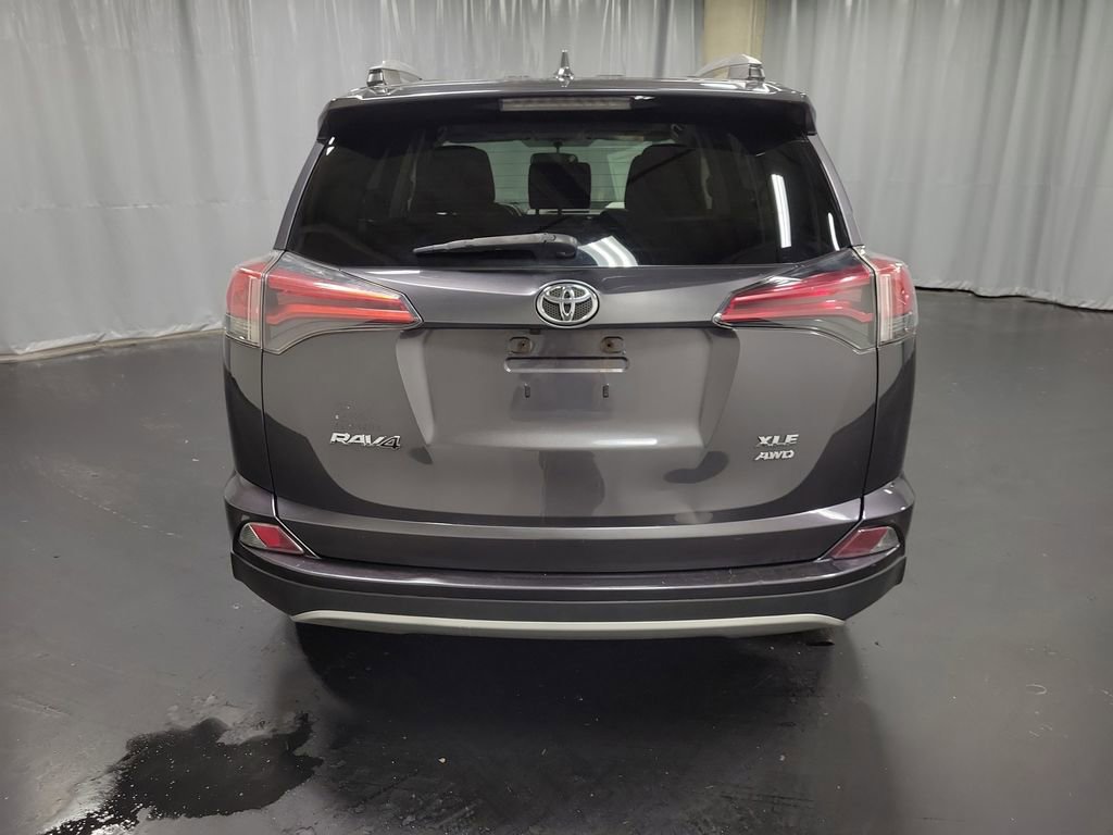 Used 2016 Toyota RAV4 XLE image 7