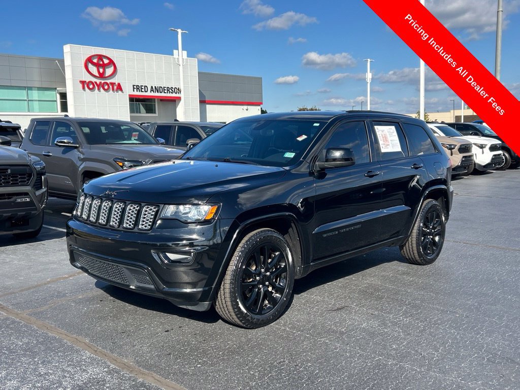 Used 2019 Jeep Grand Cherokee Altitude RWD image 1