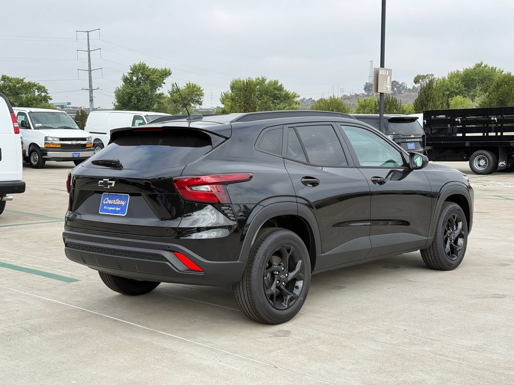 New 2026 Chevrolet Trax LT w/ Driver Confidence Package FWD image 6