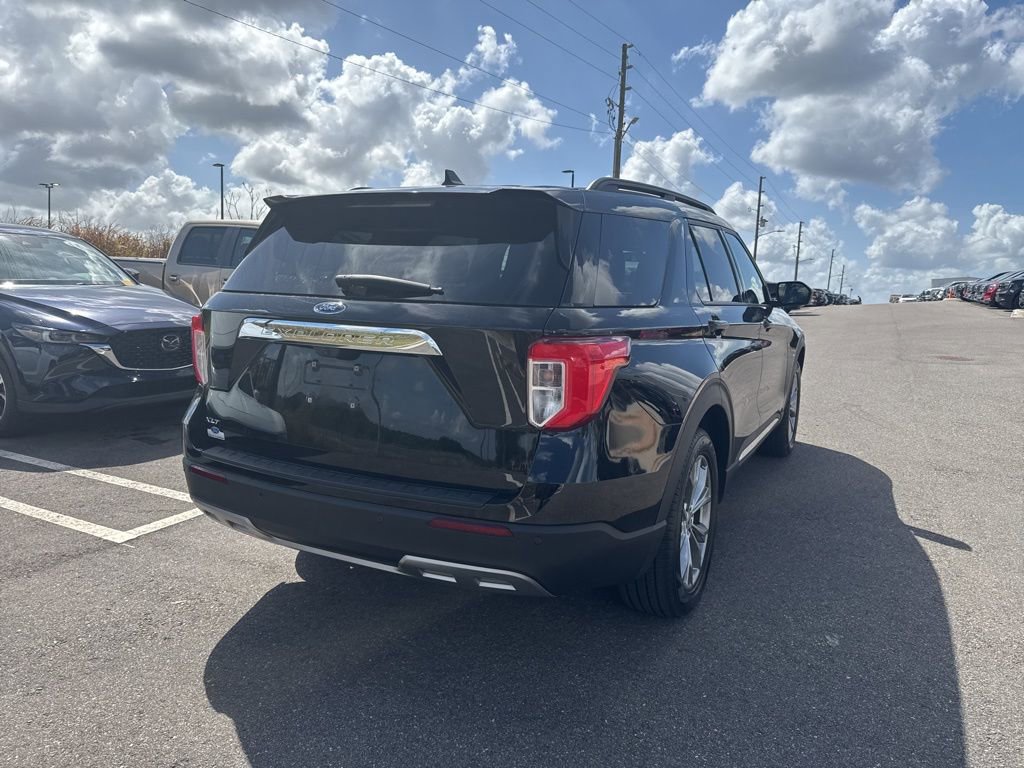 Used 2023 Ford Explorer XLT w/ Equipment Group 202A image 2