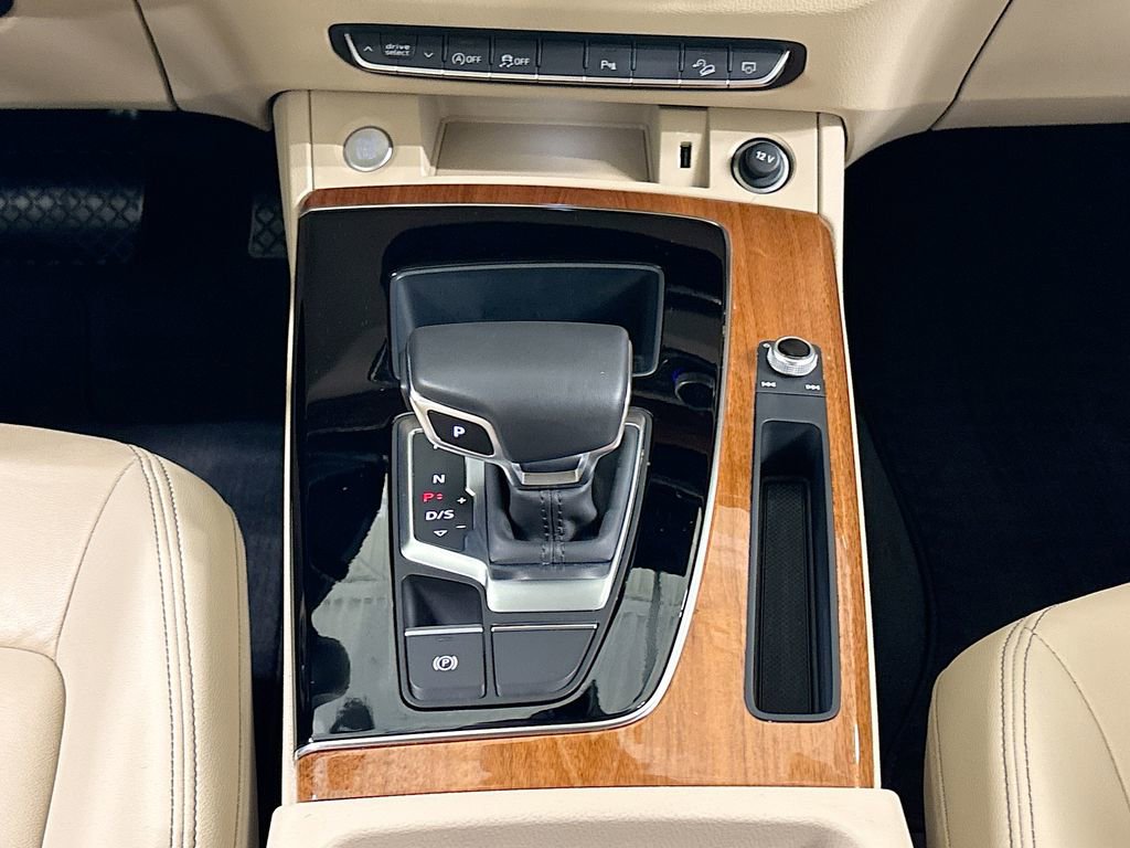 Certified 2023 Audi Q5 2.0T Premium w/ Convenience Package image 13