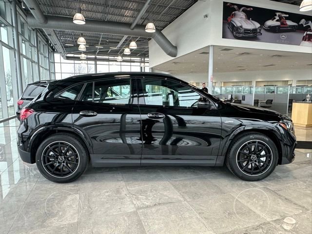 New 2026 Mercedes-Benz GLA 35 AMG 4MATIC image 8