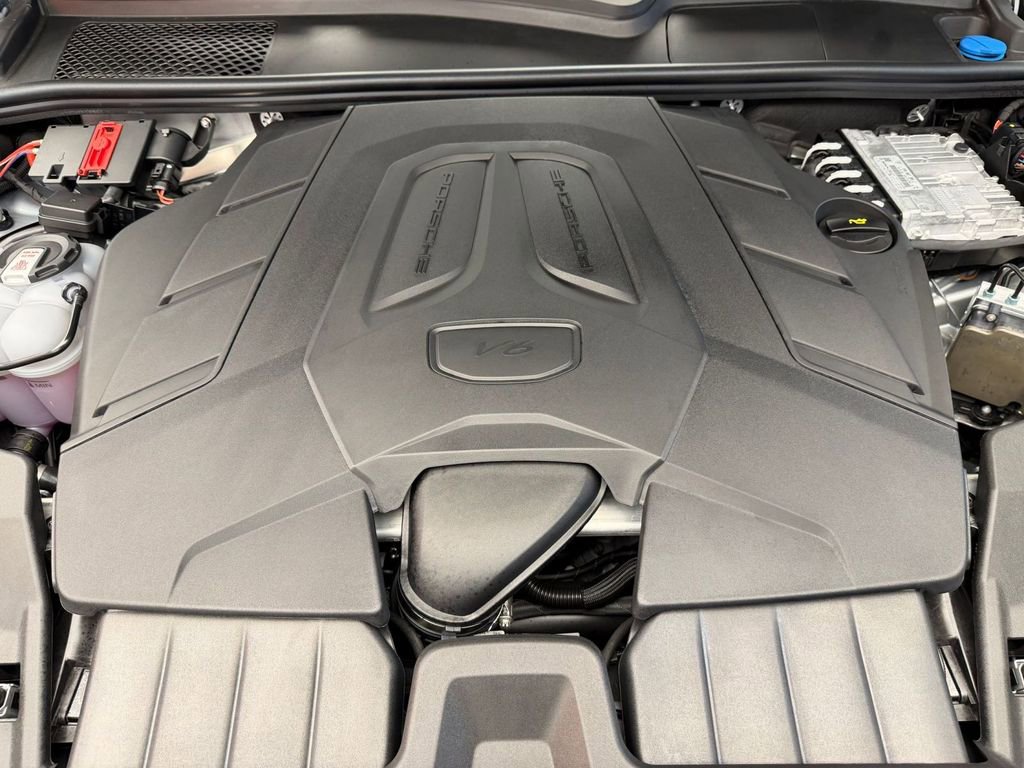 New 2026 Porsche Cayenne AWD/4WD image 20