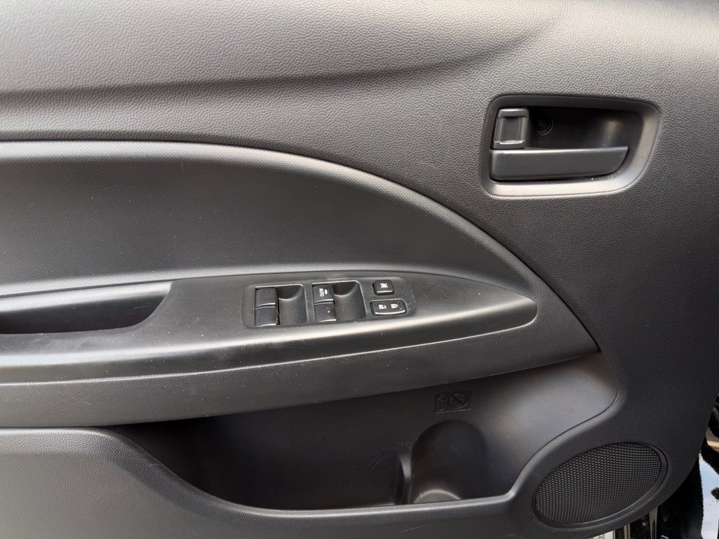 Used 2023 Mitsubishi Mirage LE image 15