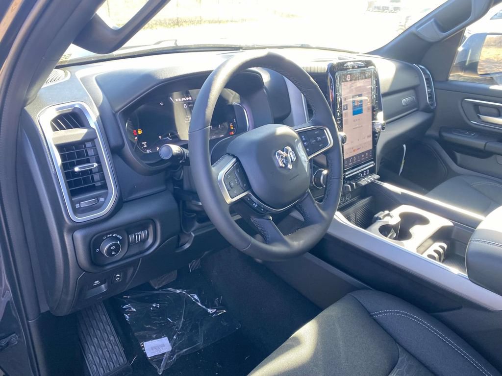 New 2026 RAM 1500 Big Horn AWD/4WD image 18