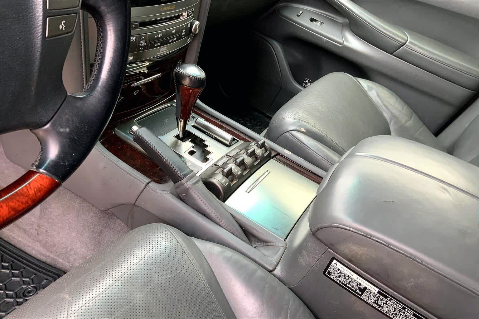 Used 2010 Lexus LX 570 4WD image 15