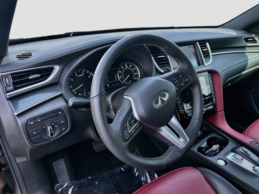 Certified 2025 INFINITI QX50 Sport AWD/4WD image 4