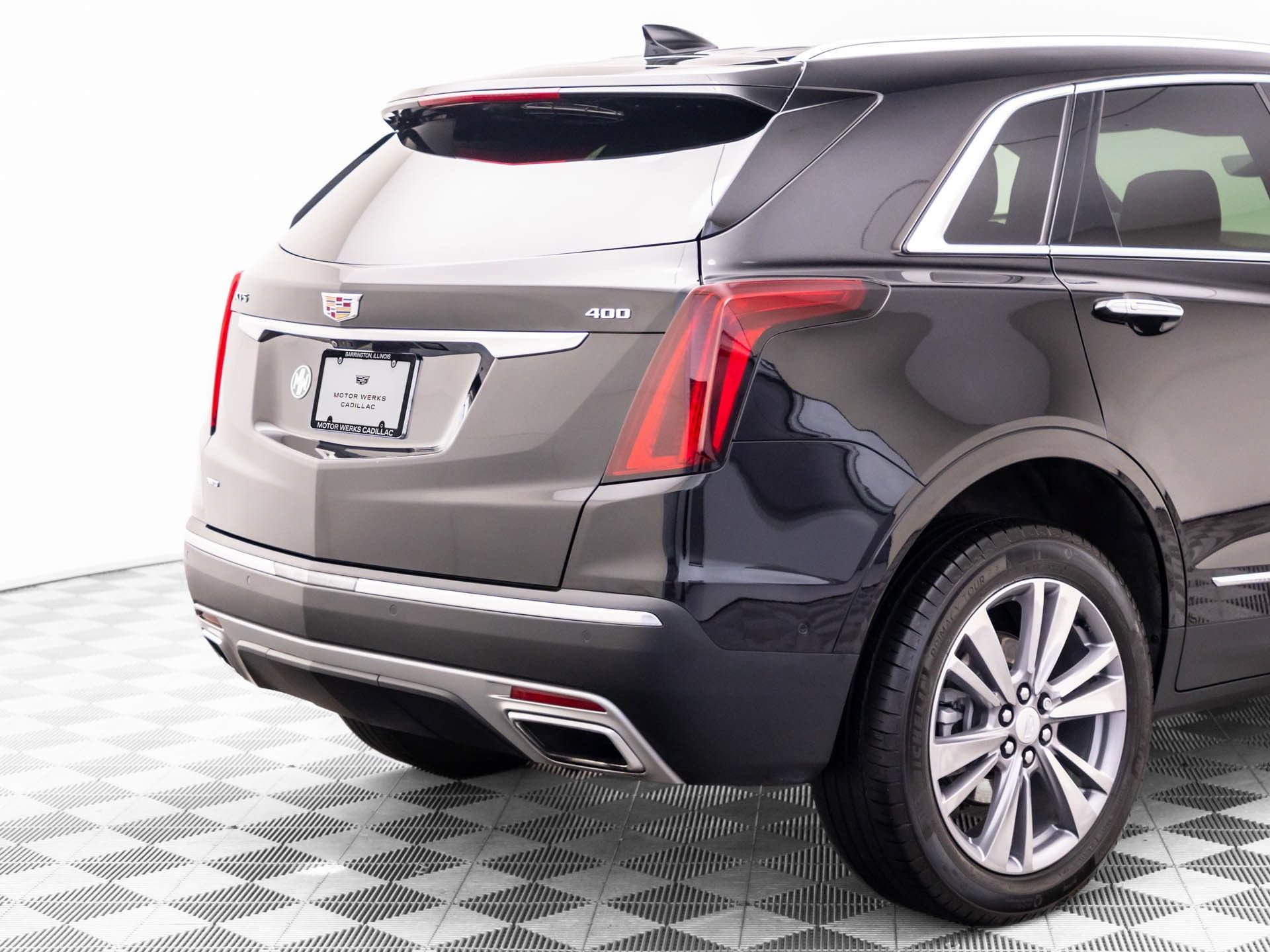 Certified 2024 Cadillac XT5 Premium Luxury w/ Technology Package AWD/4WD image 39