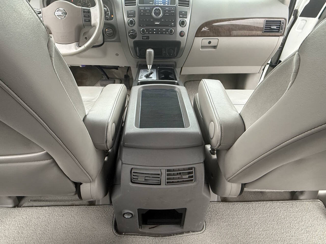Used 2010 Nissan Armada Titanium AWD/4WD image 20