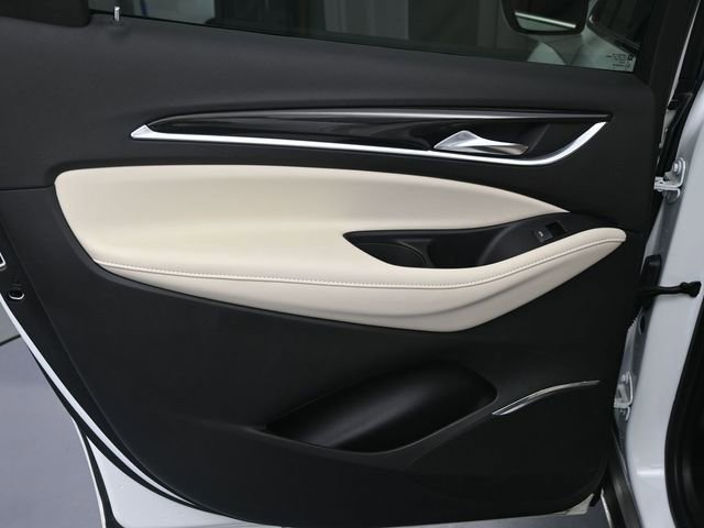 Used 2024 Buick Enclave Essence w/ Technology Package image 21