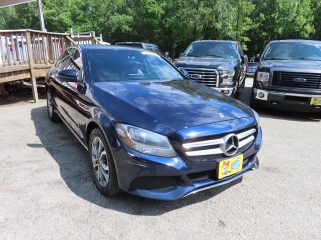 Used 2018 Mercedes-Benz C 300 4MATIC Sedan image 4