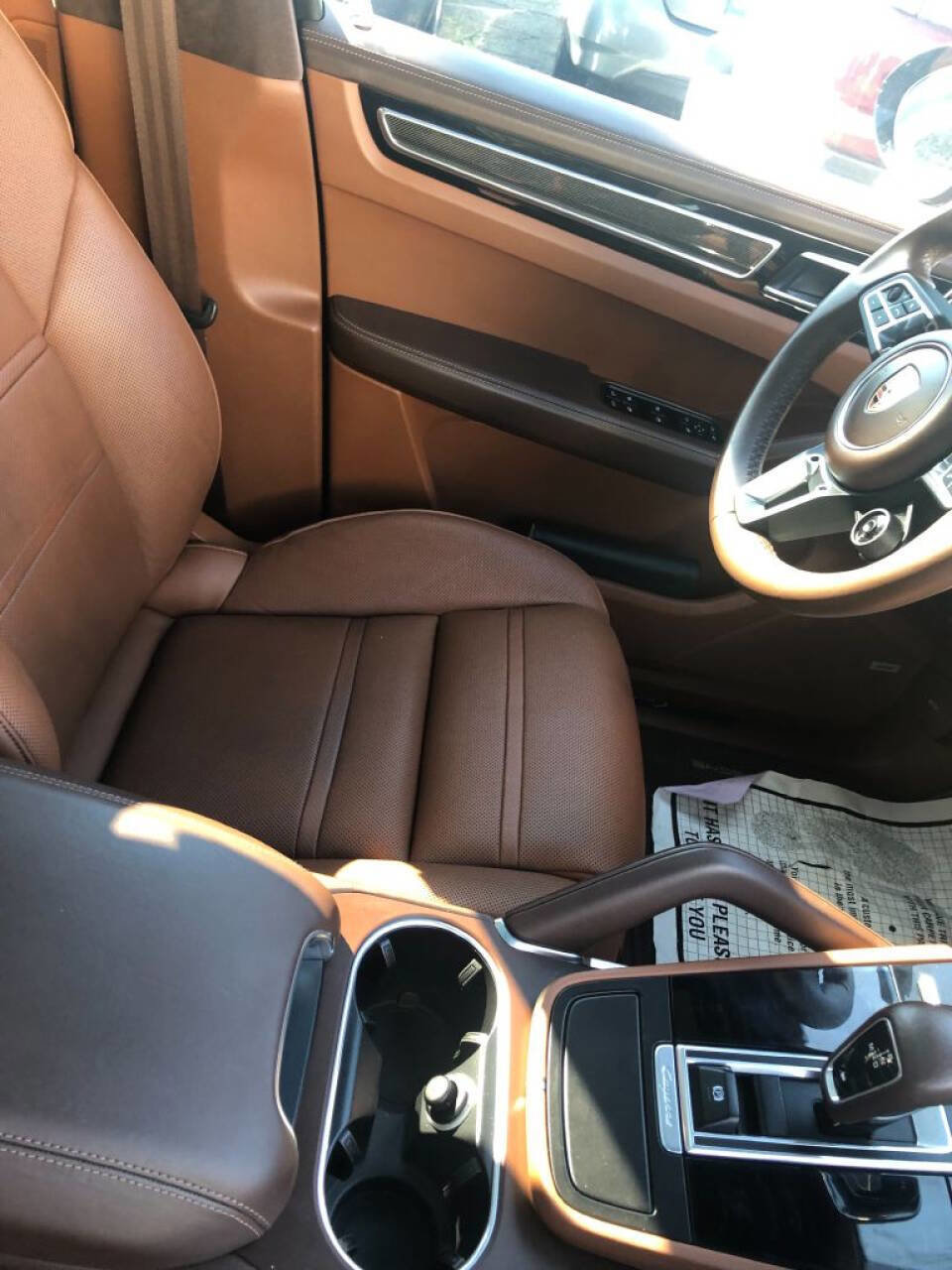 Used 2019 Porsche Cayenne Turbo w/ Sportdesign Package image 13