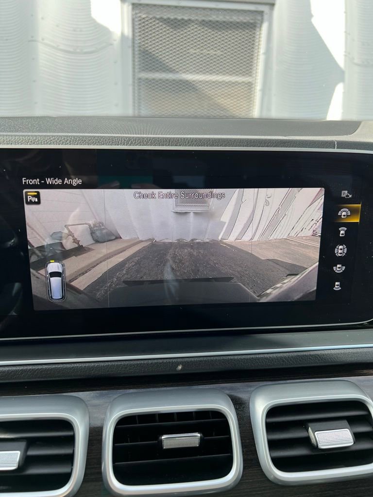 Used 2023 Mercedes-Benz GLS 450 4MATIC image 35