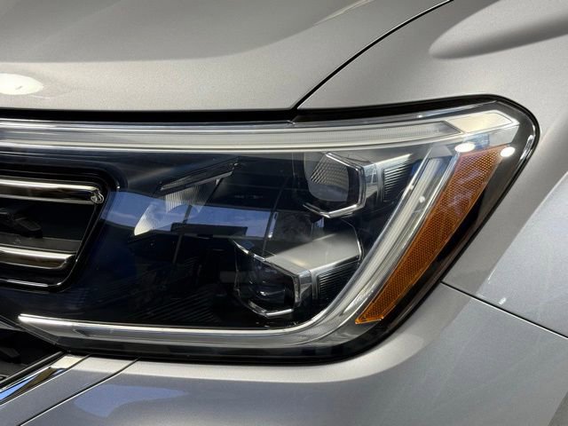 Used 2024 Volkswagen Atlas SE FWD image 12