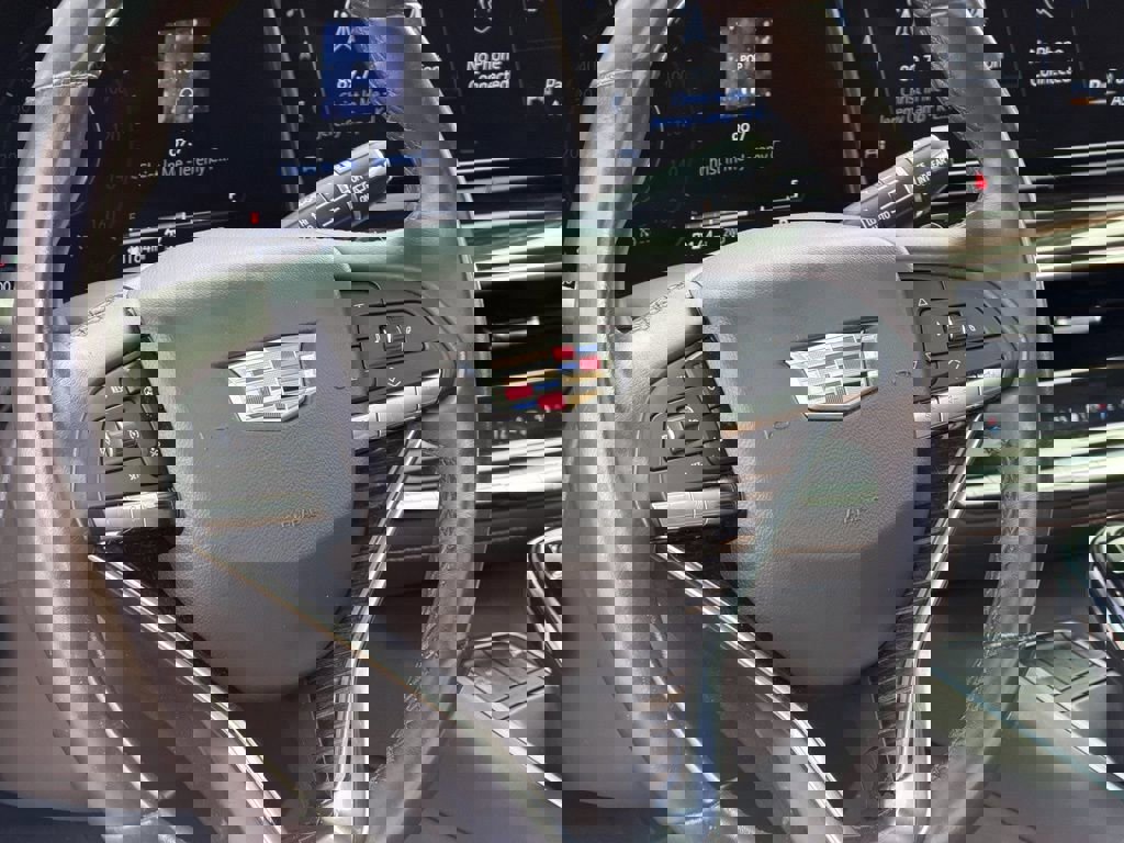 Used 2021 Cadillac Escalade ESV Premium Luxury image 42