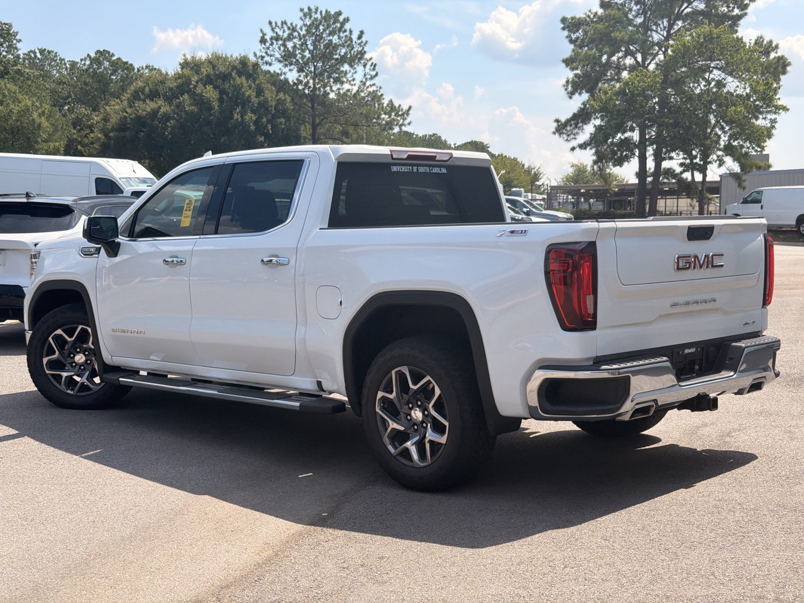 Used 2025 GMC Sierra 1500 SLT w/ SLT Premium Package AWD/4WD image 10
