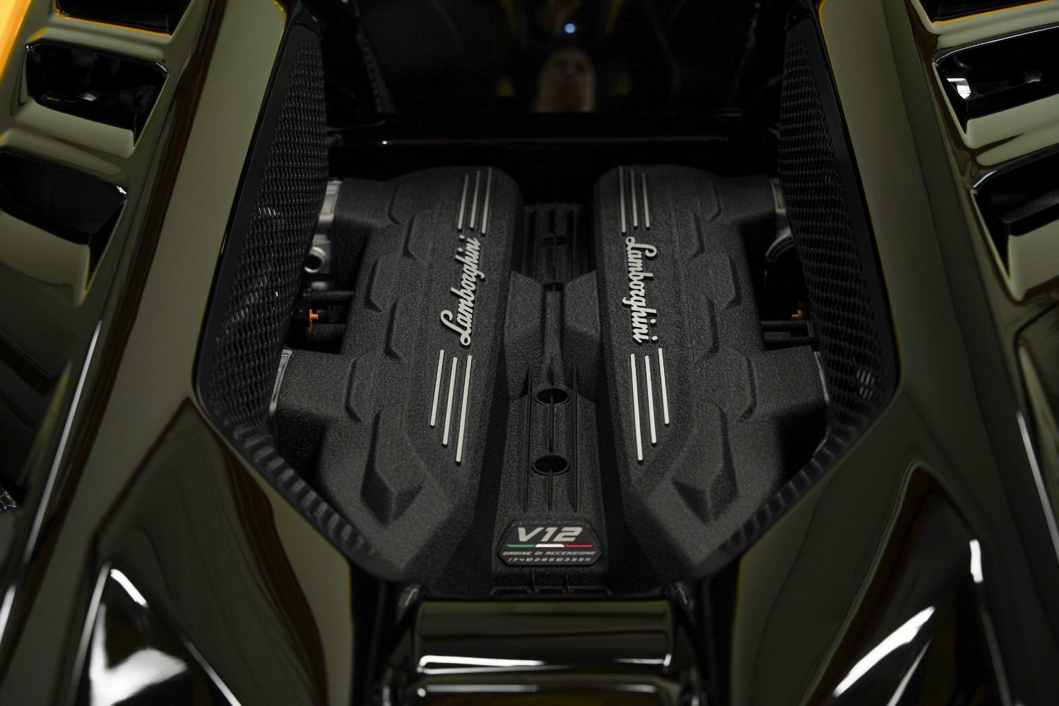 Used 2024 Lamborghini Revuelto AWD/4WD image 26