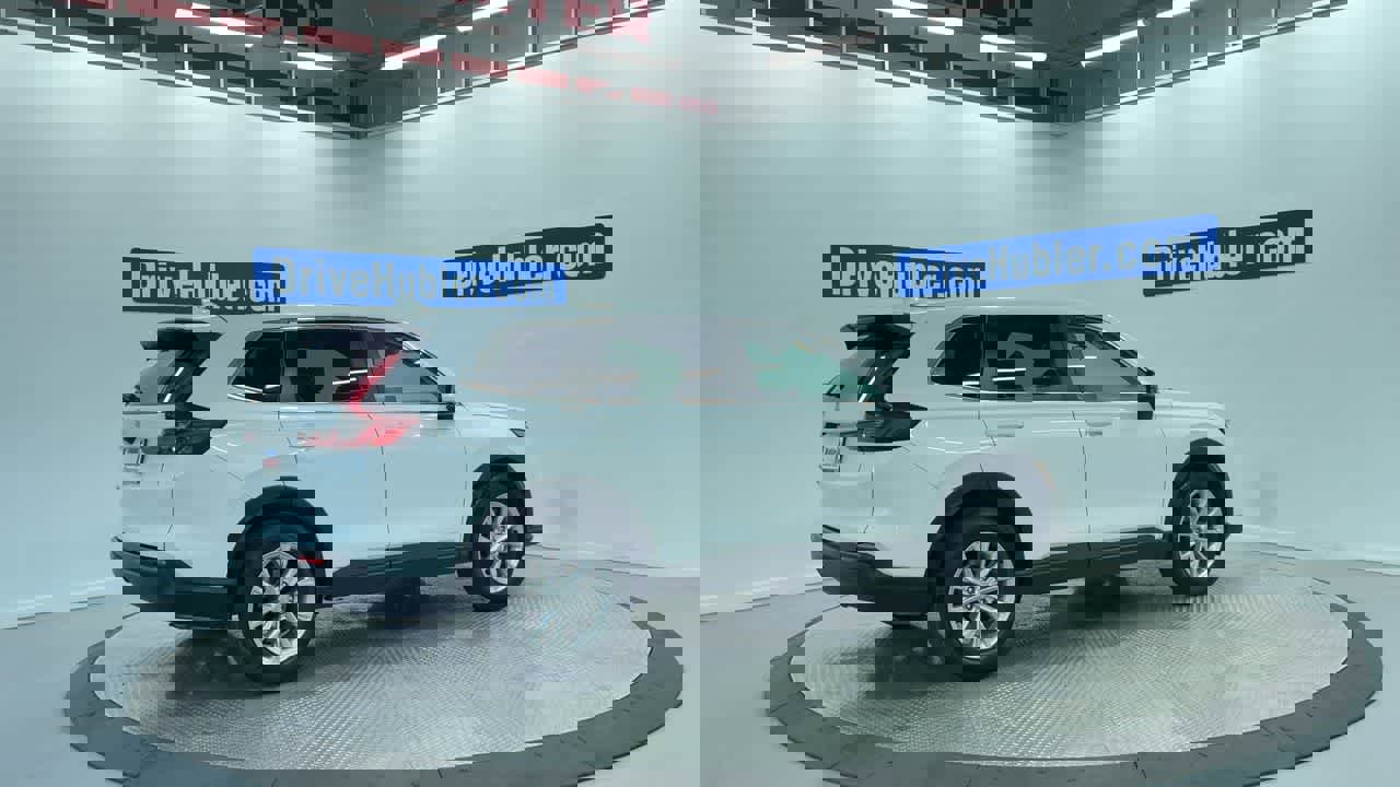 Used 2024 Honda CR-V EX image 3