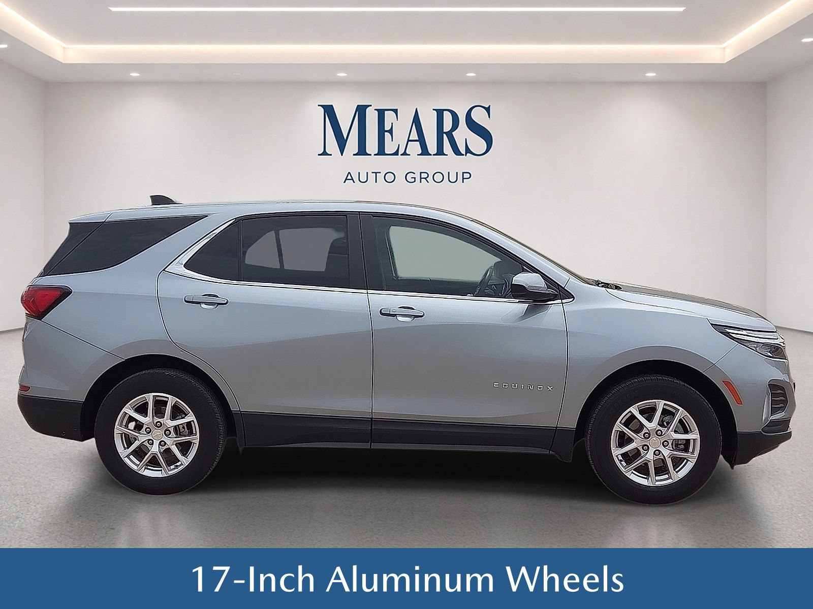Used 2023 Chevrolet Equinox LT AWD/4WD image 7