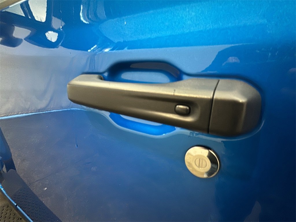 Used 2022 Jeep Wrangler Unlimited Sahara w/ Cold Weather Group image 5