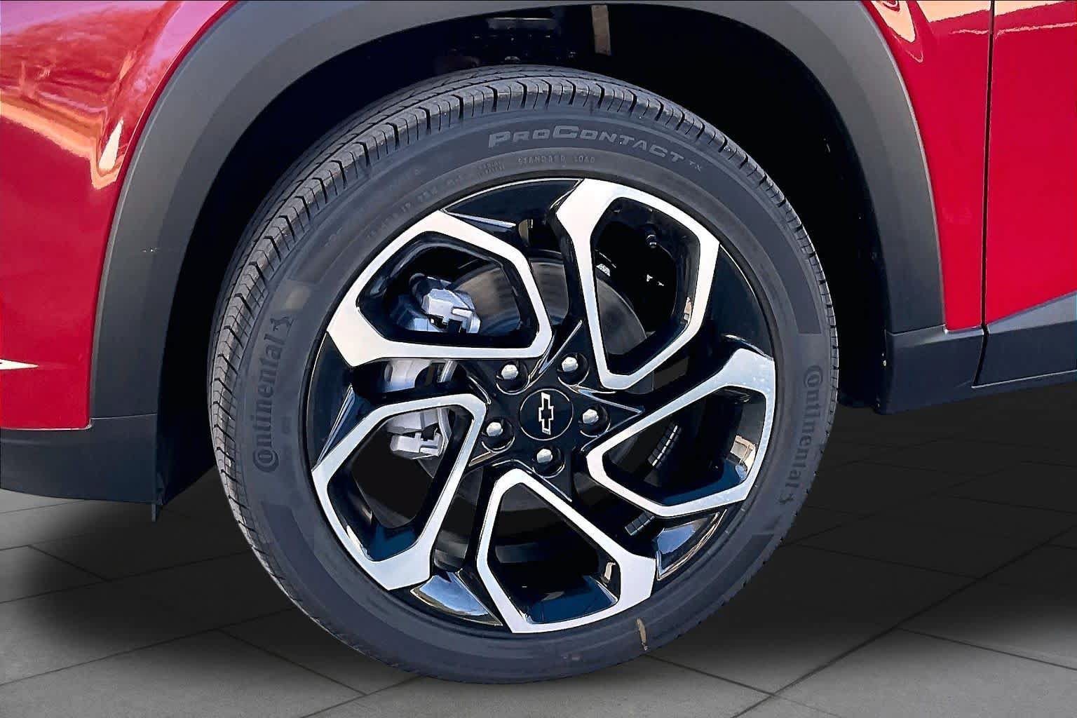 New 2026 Chevrolet Trax RS w/ Driver Confidence Package FWD image 11