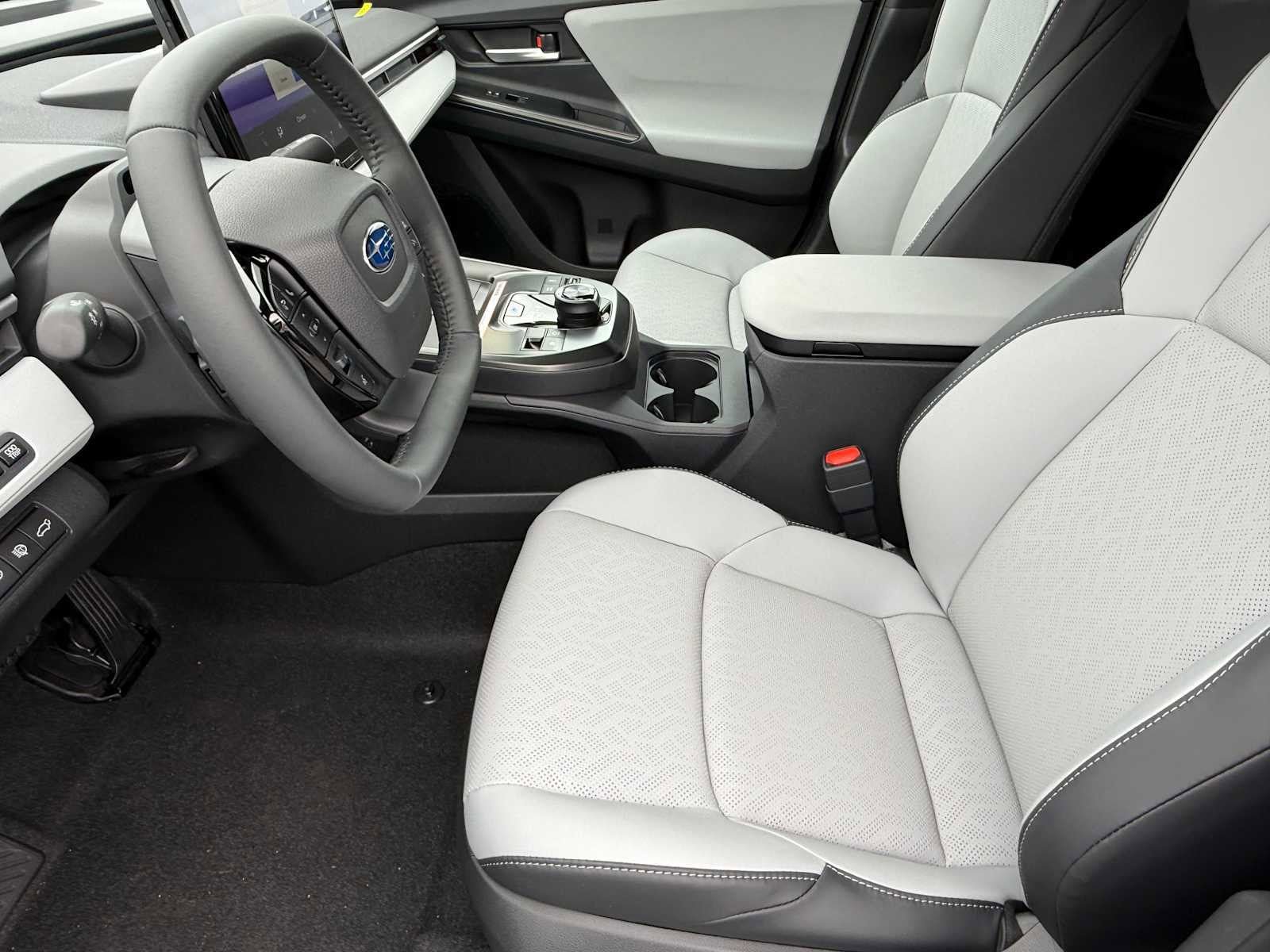 New 2026 Subaru Solterra AWD/4WD image 8