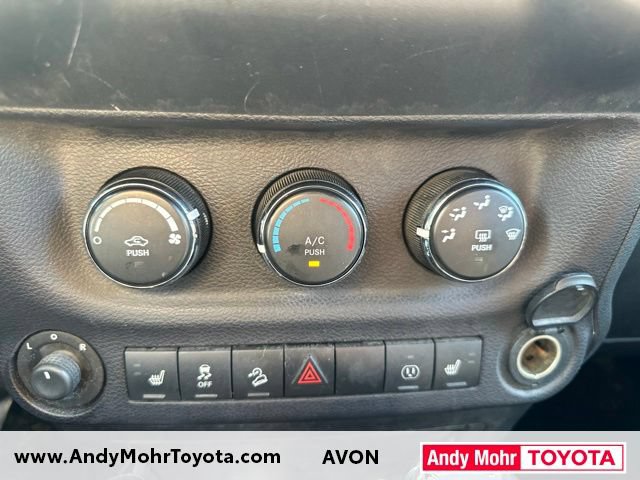 Used 2015 Jeep Wrangler Sahara w/ Dual Top Group AWD/4WD image 13