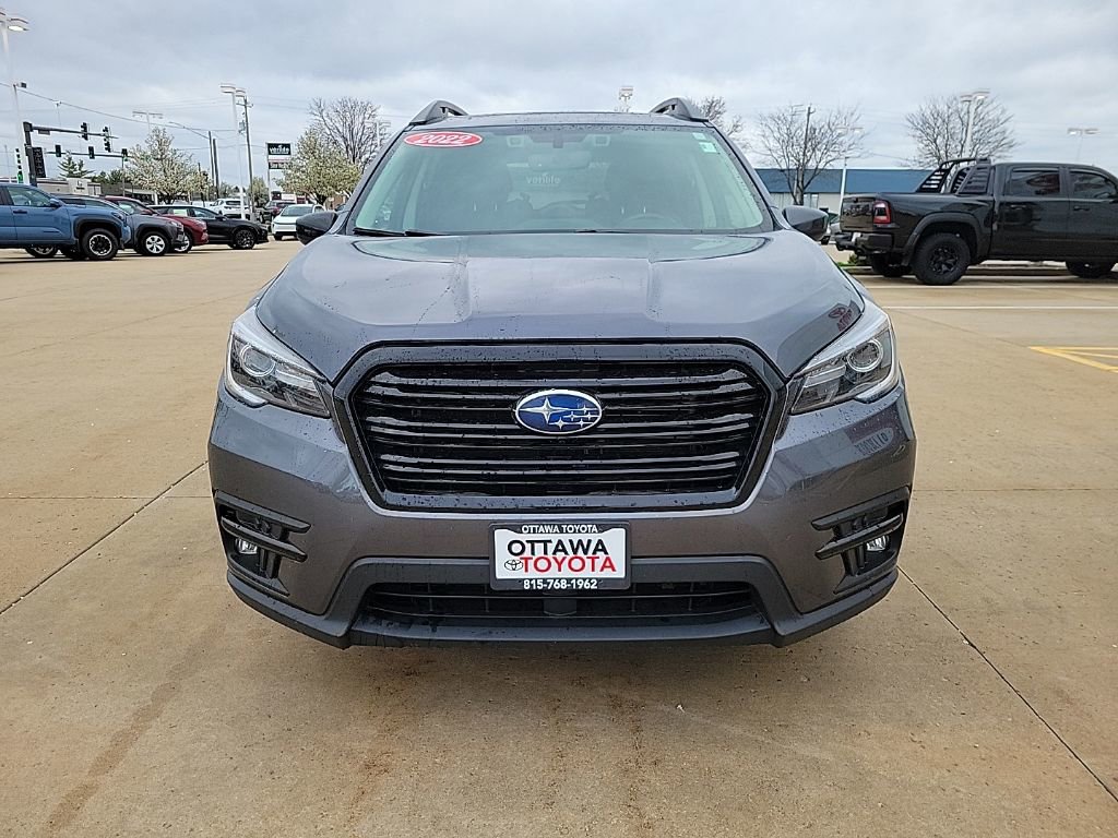 Used 2022 Subaru Ascent Onyx Edition image 4