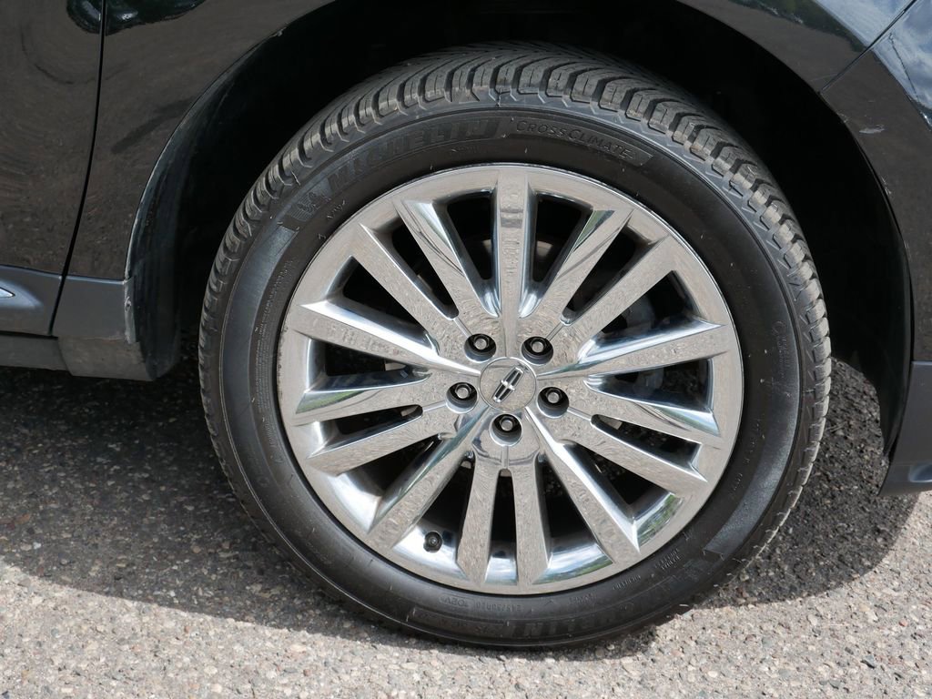 Used 2015 Lincoln MKX AWD w/ Equipment Group 101A image 7
