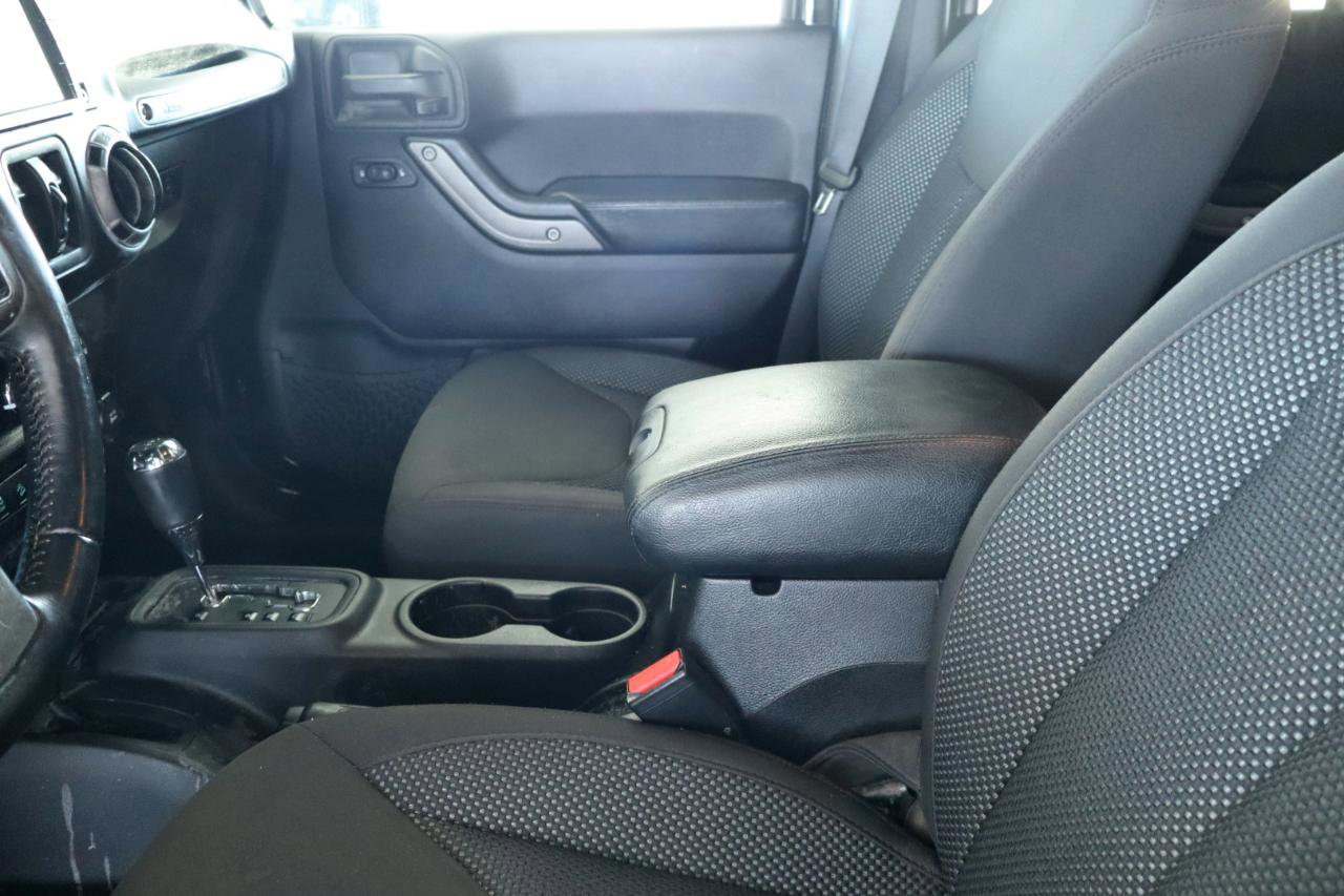 Used 2016 Jeep Wrangler Unlimited Sport image 18