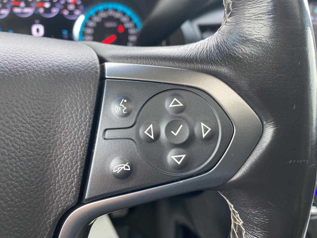 Used 2018 Chevrolet Suburban Premier image 36