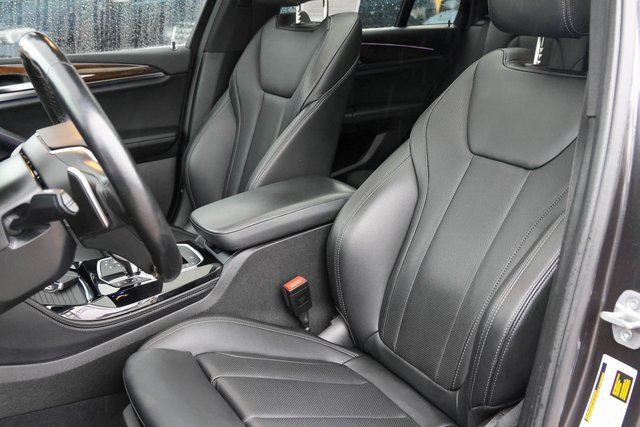 Used 2022 BMW X4 xDrive30i w/ Parking Assistance Package image 11