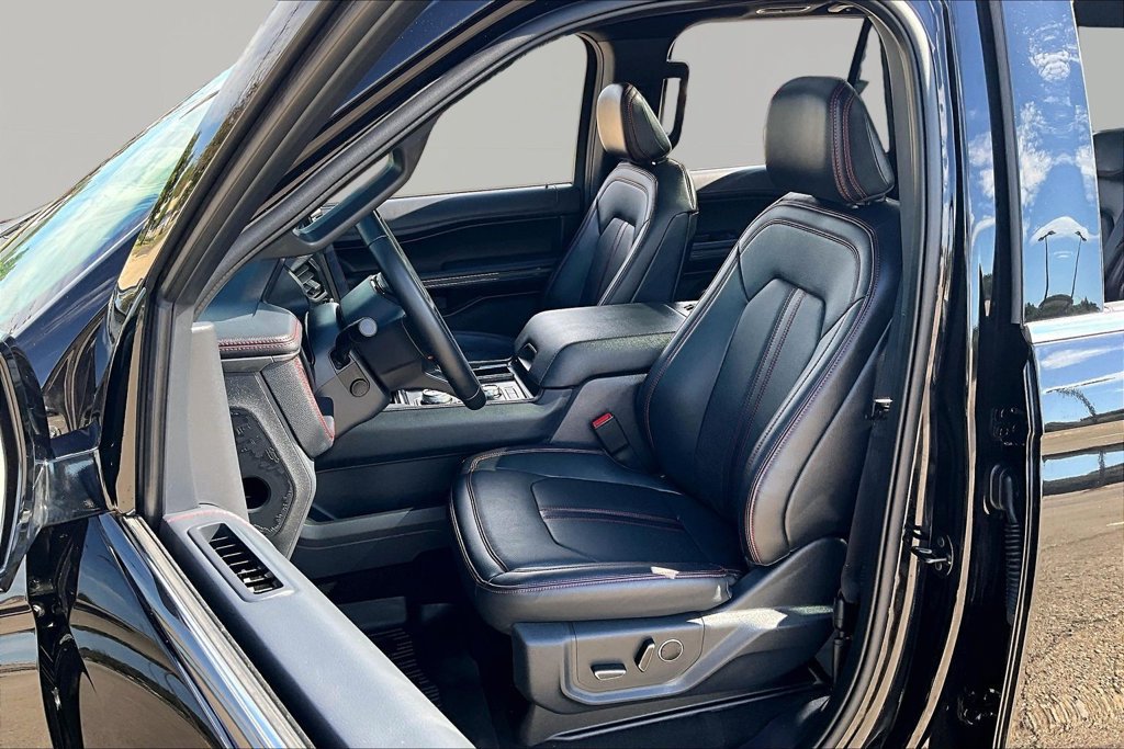 Certified 2024 Ford Expedition Limited AWD/4WD image 25